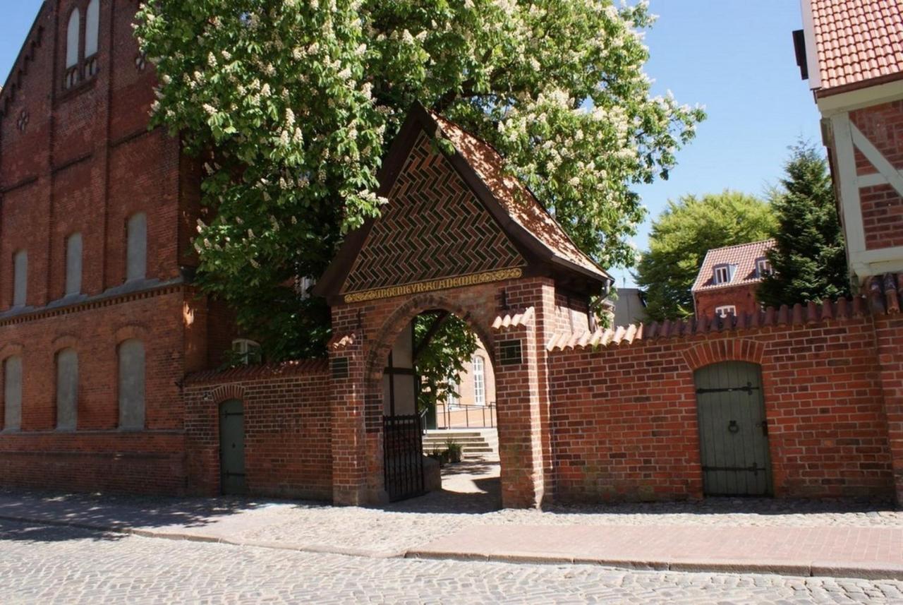 Altstadtloft Im Herzen Wismars - Abc303 By Abcwismar Ngoại thất bức ảnh